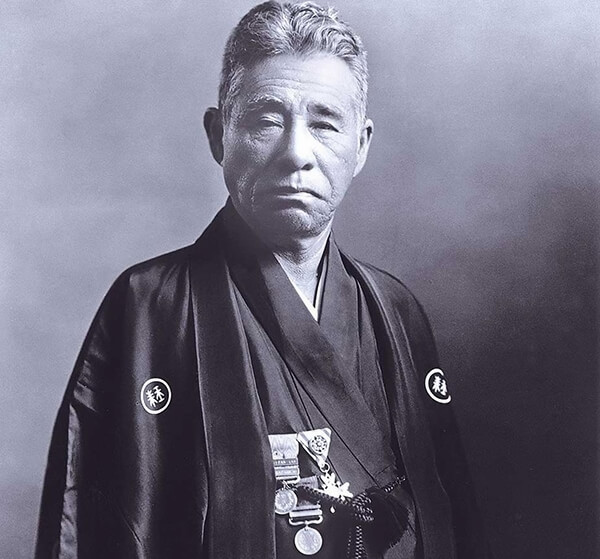 می کی موتو کوکیچی در سن 70 سالگی