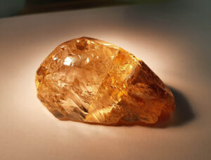 کشف راف الماس زرد-قهوه ای بزرگ در روسیه