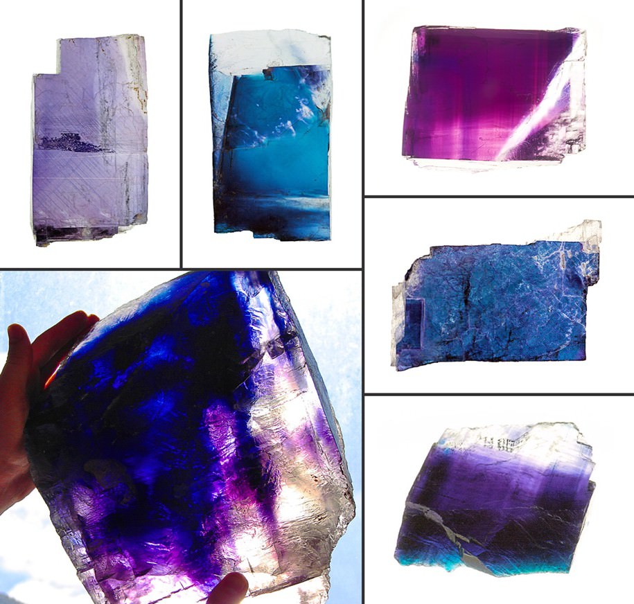 شکل 6. (سمت چپ) قطعات جدا شده از رخ هالیت که طیفی از رنگ های آبی و ارغوانی را نشان می دهد، اندازه های مختلف تا 10 سانتی متر. رنگ ارغوانی در نور با دمای پایین تر (~2500-3000K) بیشتر قابل مشاهده است. ناحیه پتاس کارلس‌بد ، شهرستان ادی، نیومکزیکو، ایالات متحده آمریکا. عکس های فیلیپ سیمونز