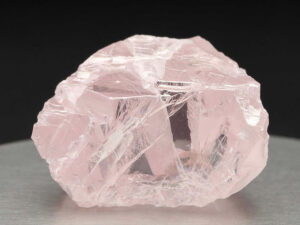راف الماس صورتی یافت شده در معدن کائو لسوتو با وزن 108 قیراط