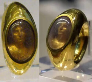 انگشتر طلا حکاکی کارویلیوس