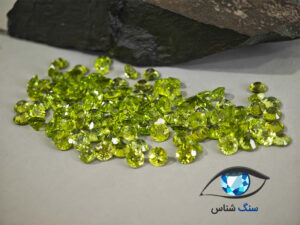 قیمت خرید سنگ زبرجد طبیعی