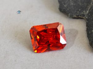 قیمت خرید سنگ کوبیک زیرکونیا