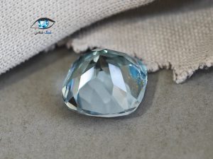 توپاز آبی طبیعی 2.4 قیراط - Image 3