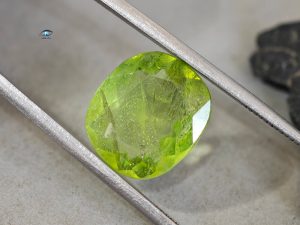 قیمت خرید سنگ زبرجد اصل