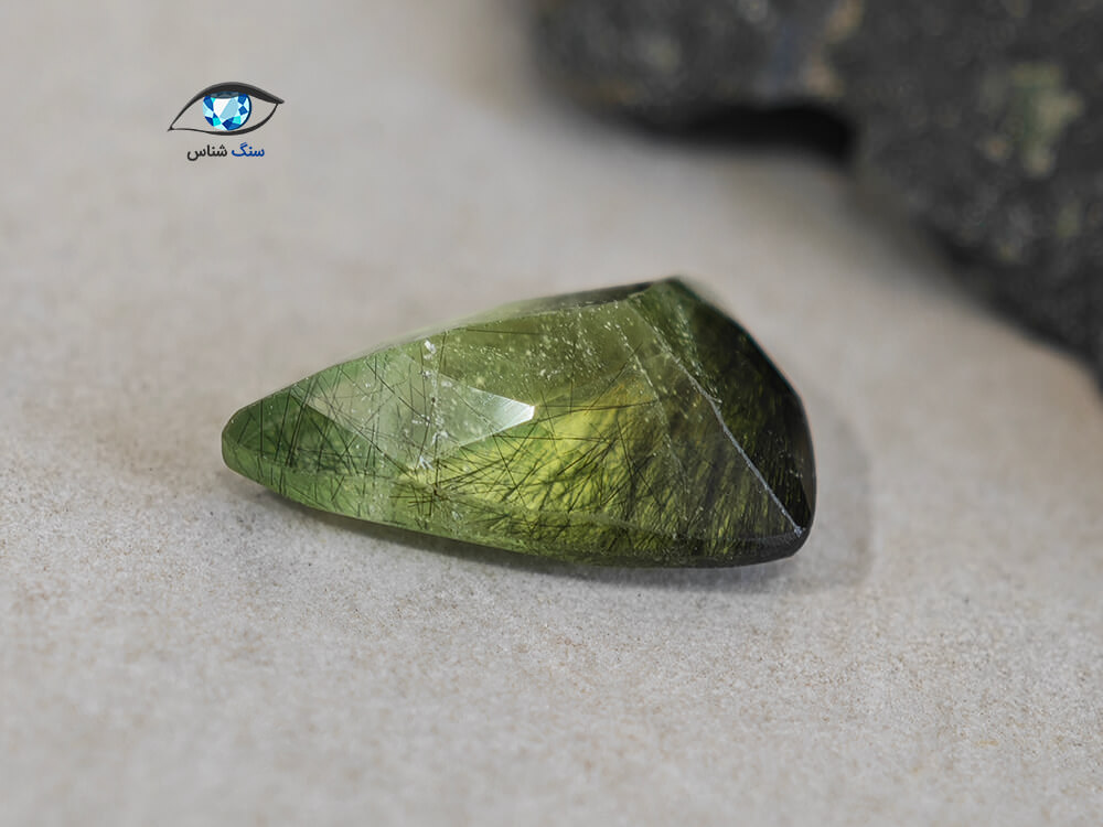 نگین زبرجد اشکی 2.7 قیراط - تصویر 3