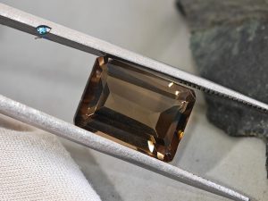 قیمت خرید نگین سنگ کوارتز دودی اصل