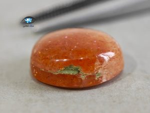 Alternative view of نگین سنگ خورشید طبیعی 7.6 قیراط